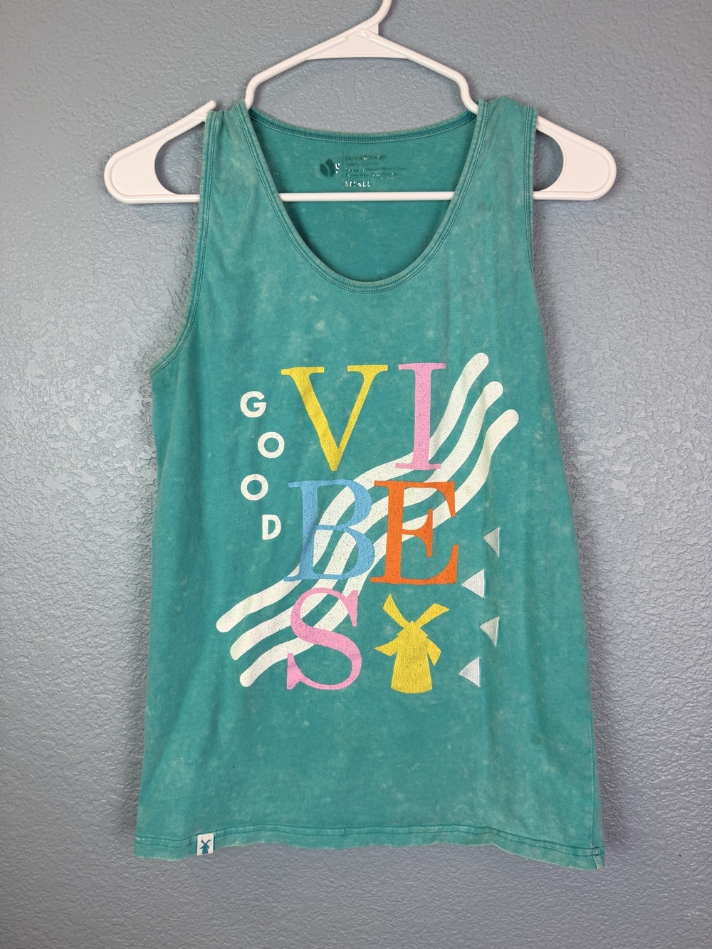 Good Vibes Dutch Bros Tank Top Womens Small Green Graphic Scoop Neck